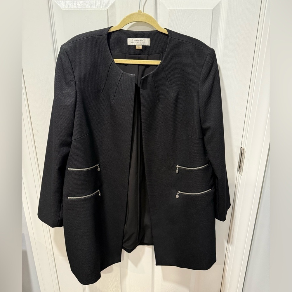 Tahari Black Women's Blazer with Zipper Details